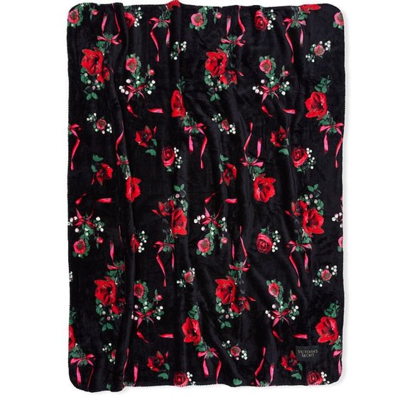 Victoria's Secret Other - Victoria's Secret Blanket Sherpa Throw Blanket Black Floral Black Friday 2021